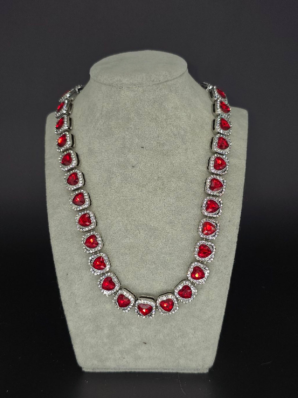 Cuban hearts red