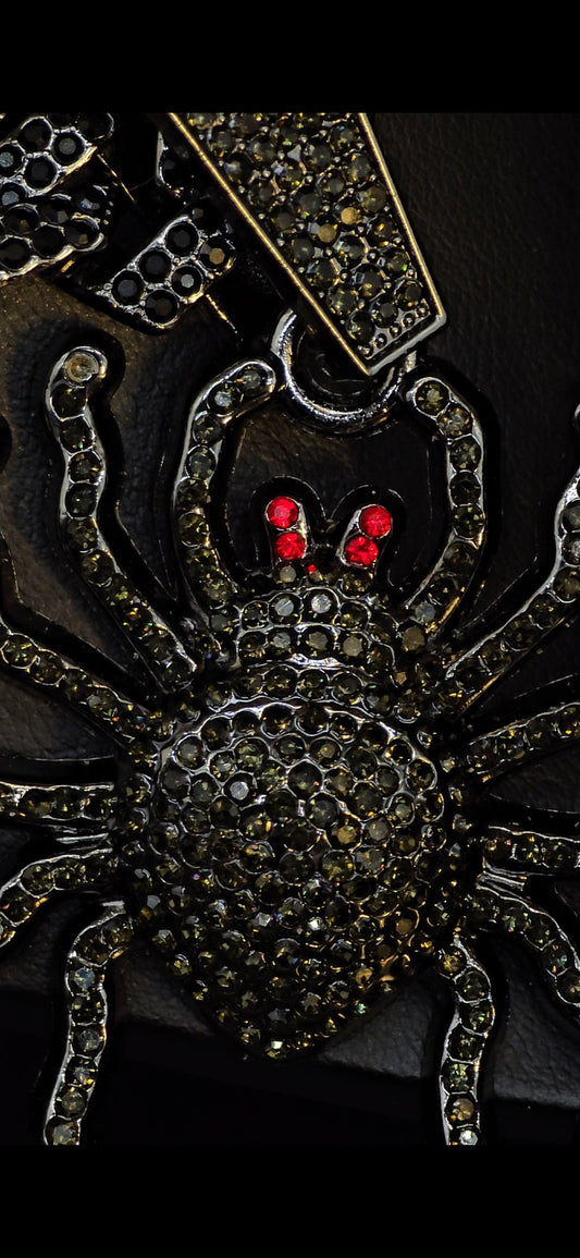 Spider black pendant