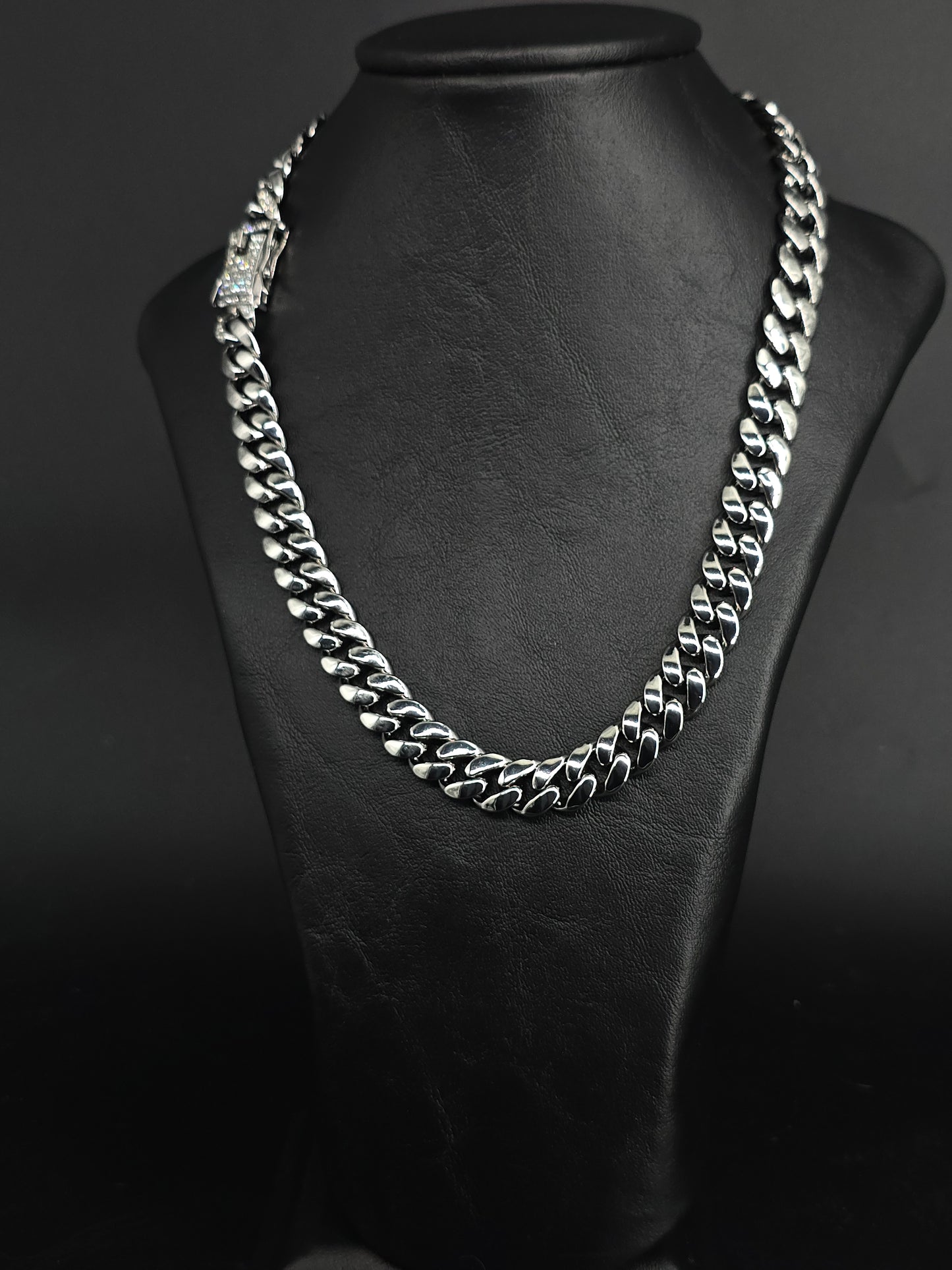 Cubana sin diamantes plata