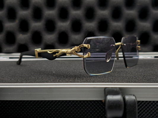 Lentes c4rtier negro y dorado